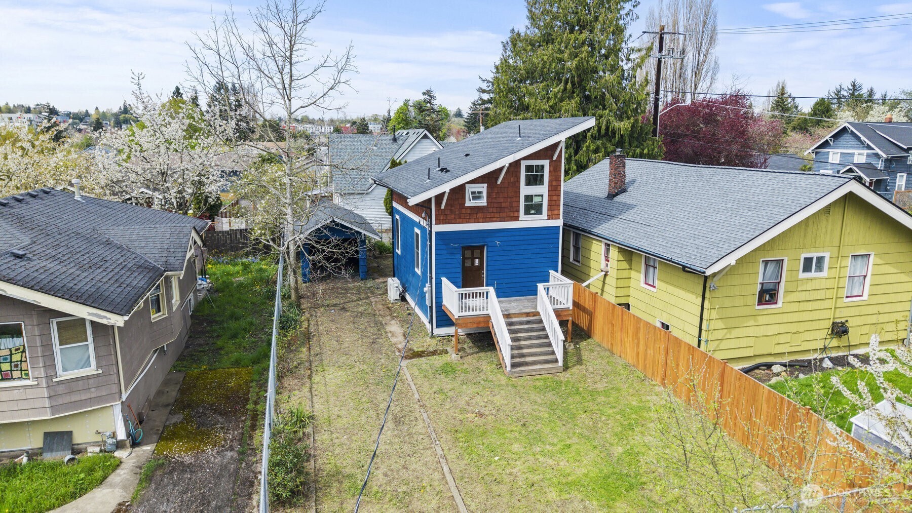 Property Photo: 7007 48th Avenue S WA 98118