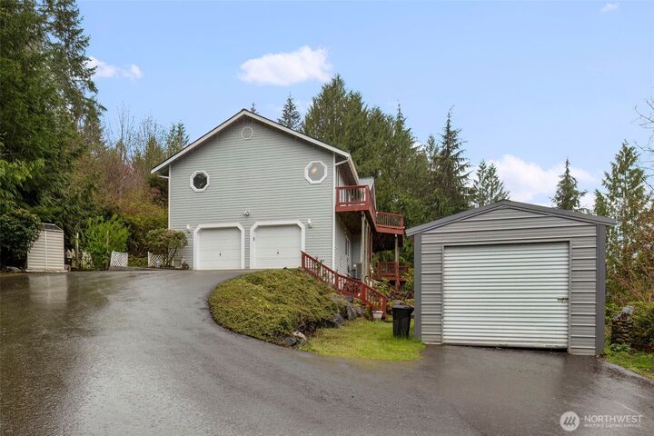 Property Photo: 120 E Fantasy Crest WA 98592