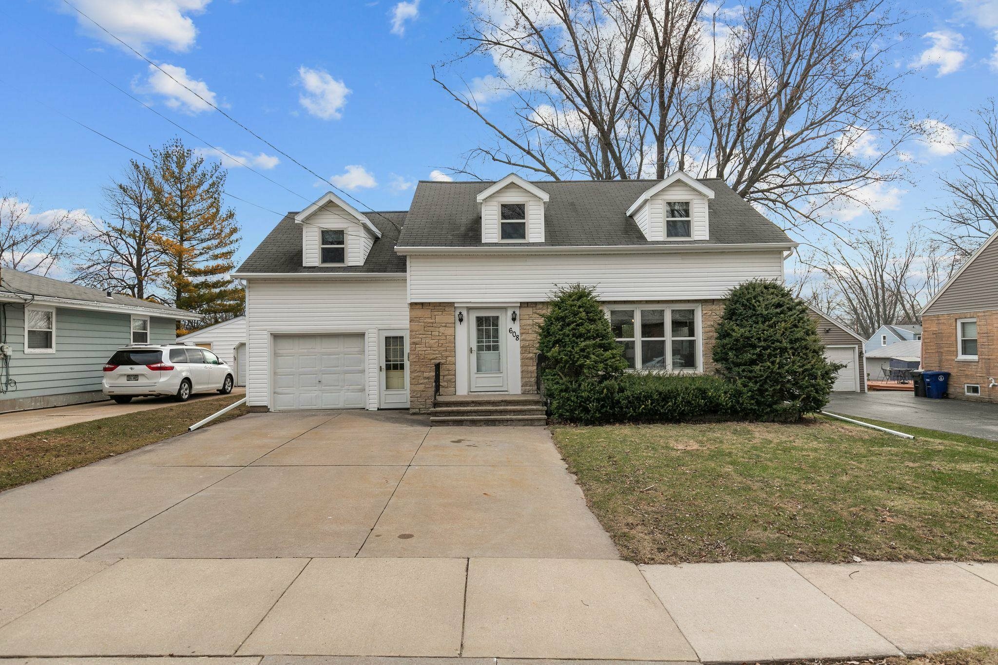 Property Photo: 608 Harrison Street WI 54140