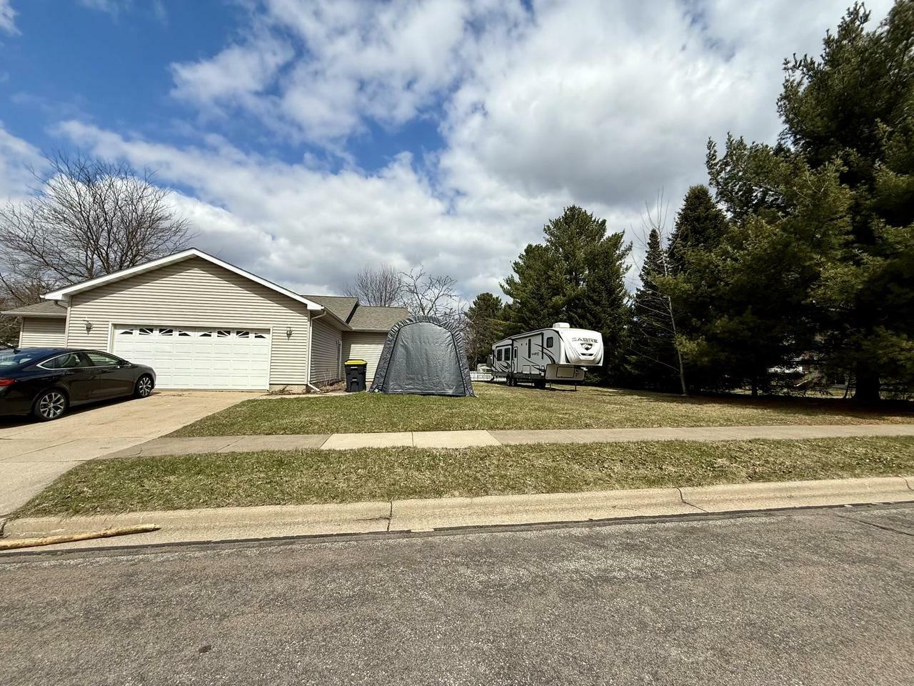 Property Photo: 1411 Jennifer Avenue WI 54660