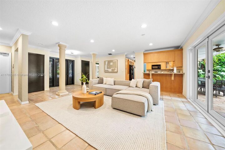 Property Photo: 1414 Ferdinand St FL 33134