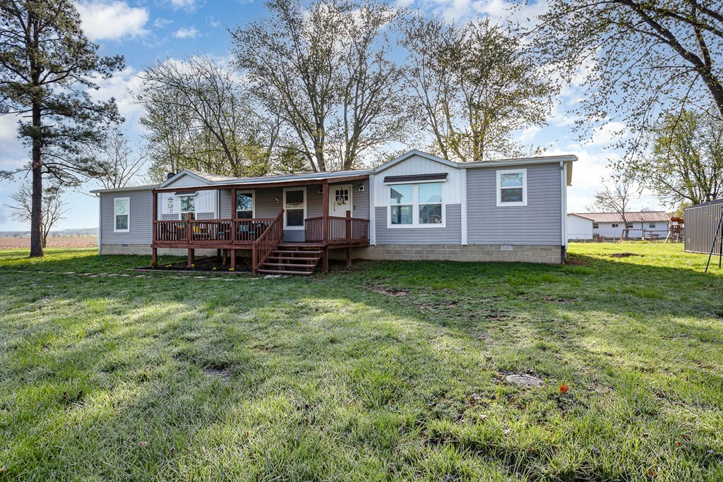 Property Photo: 319 Main Street OH 45628
