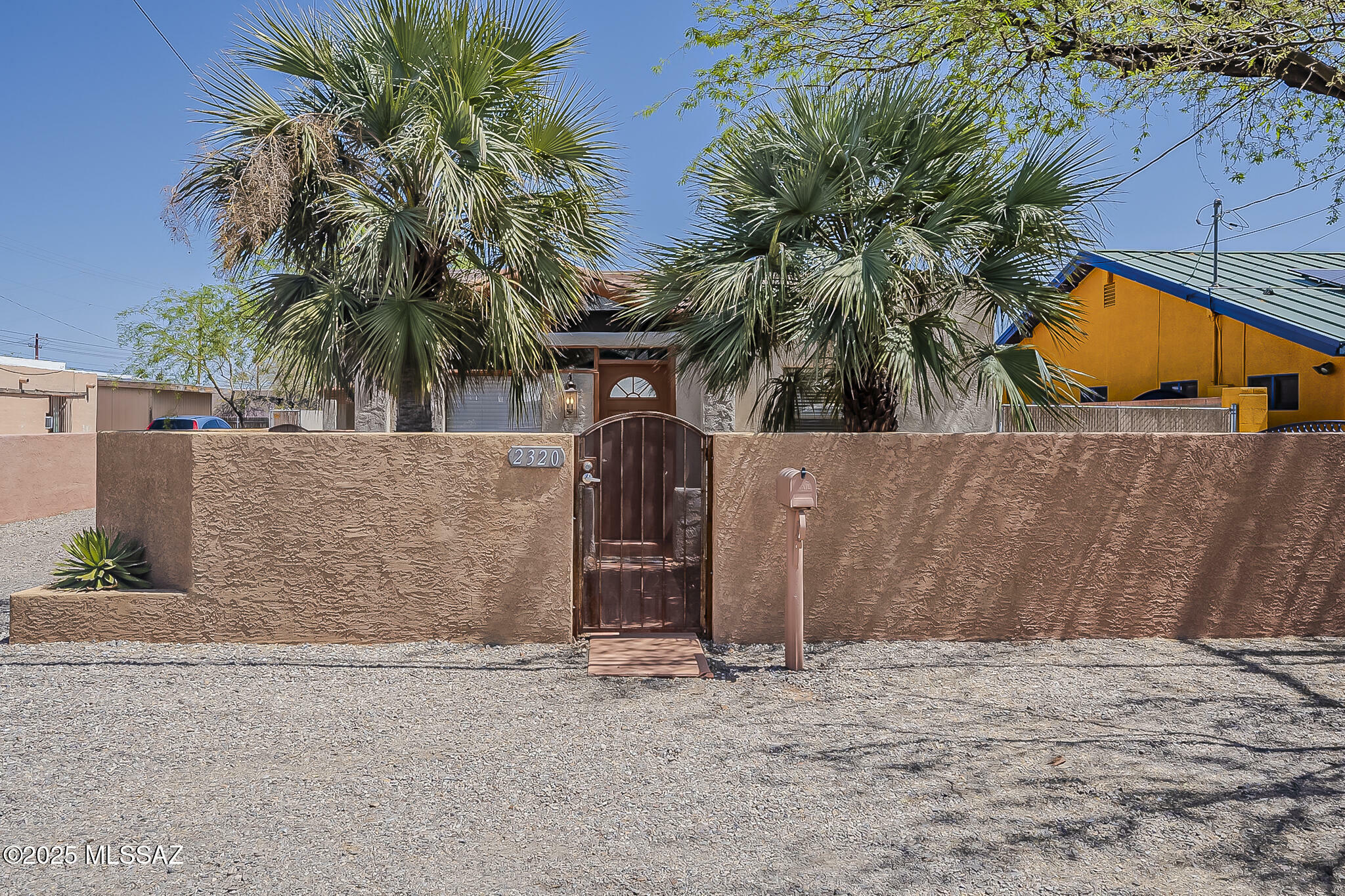 Property Photo: 2320 N Camilla Boulevard AZ 85716
