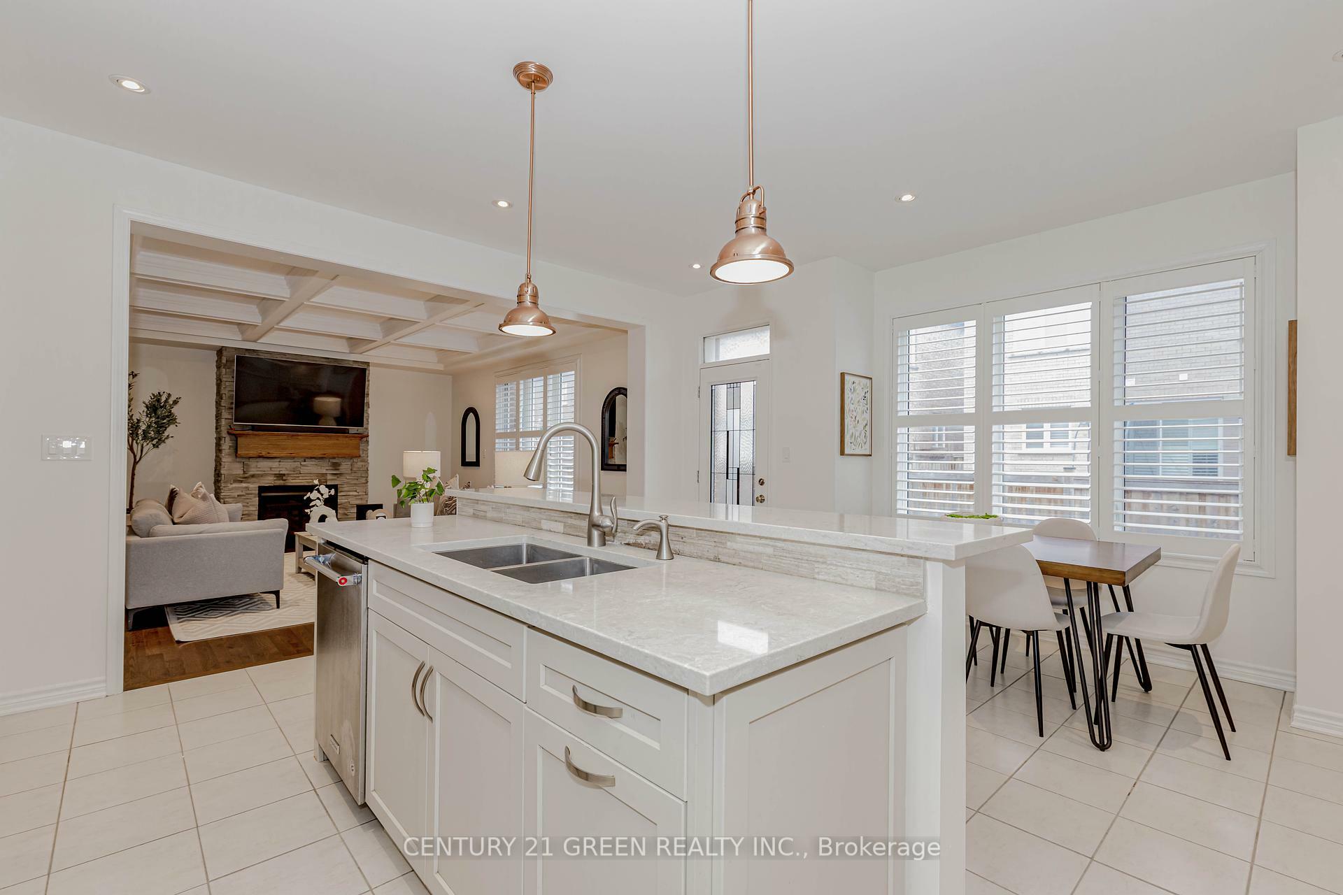 Property Photo: 281 Chilver Heights ON L9E 1E1