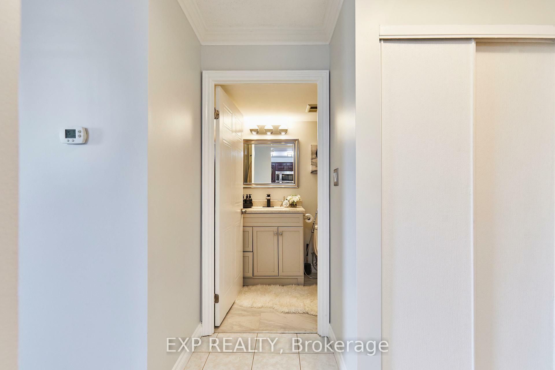 Property Photo: 711 Rossland Road E 702 ON L1N 8Z1