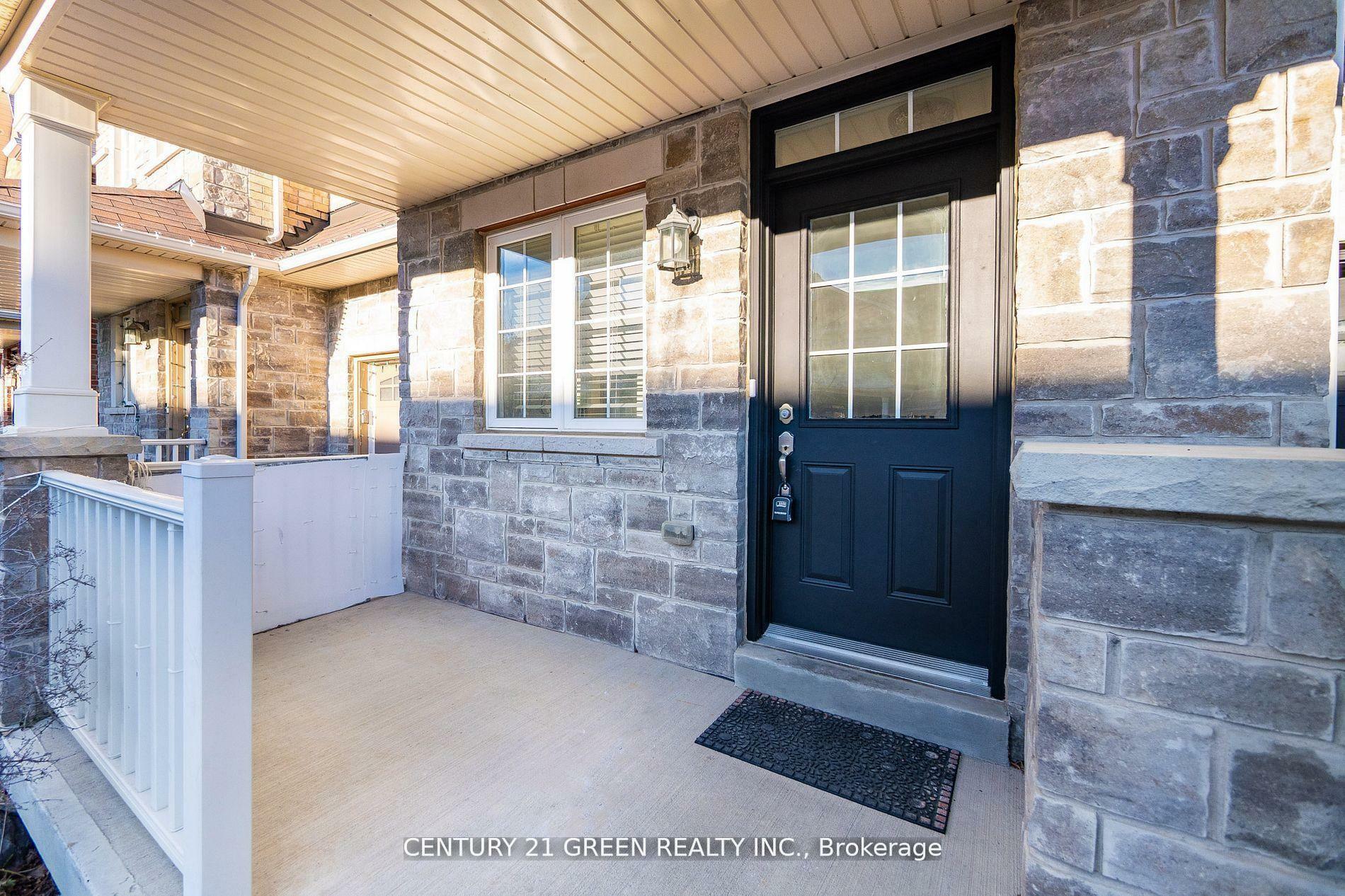 Photo de la propriété: 569 Murray Meadows Place ON L9T 8L8
