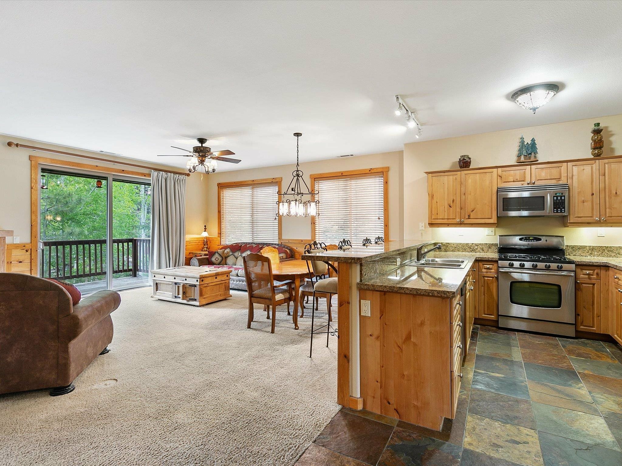 Property Photo: 10841 Cinnabar Way 4 CA 96161