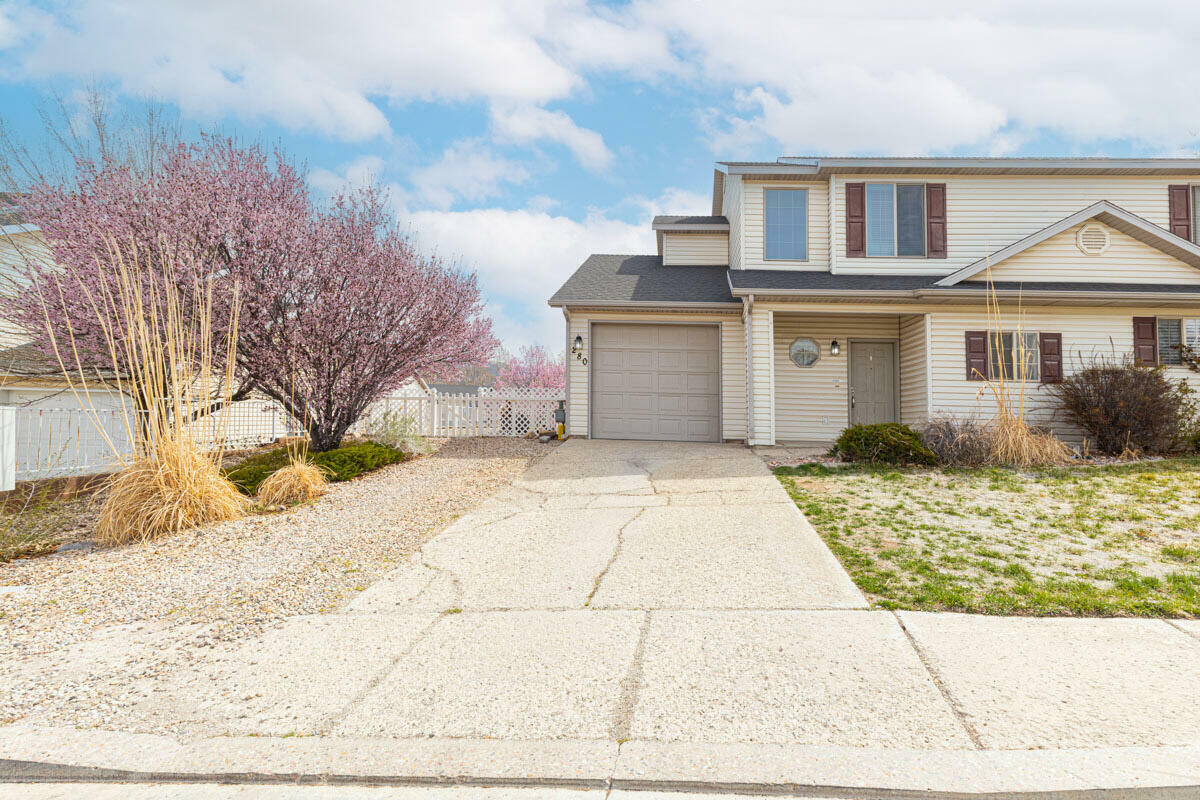 Property Photo: 280 N Beacon Dr UT 84720