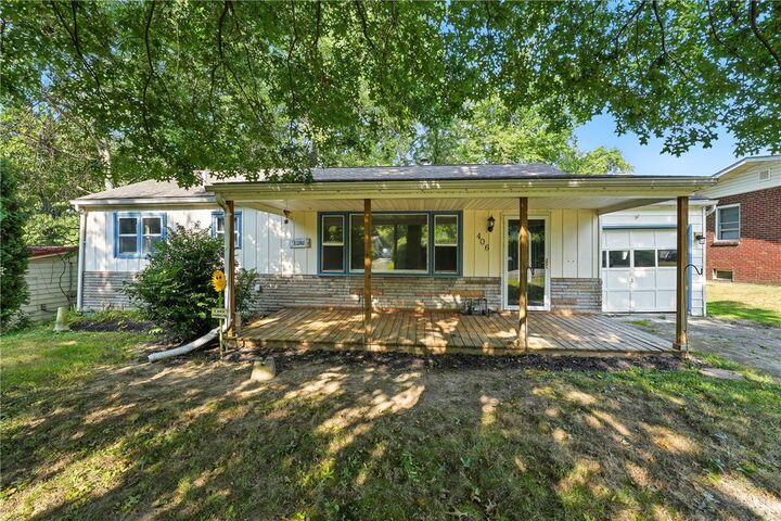 Property Photo:  406 Patton Ave  PA 16121 