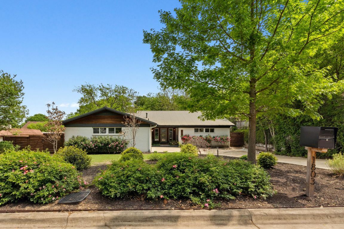 Property Photo: 1803 Cedar Ridge Drive TX 78741