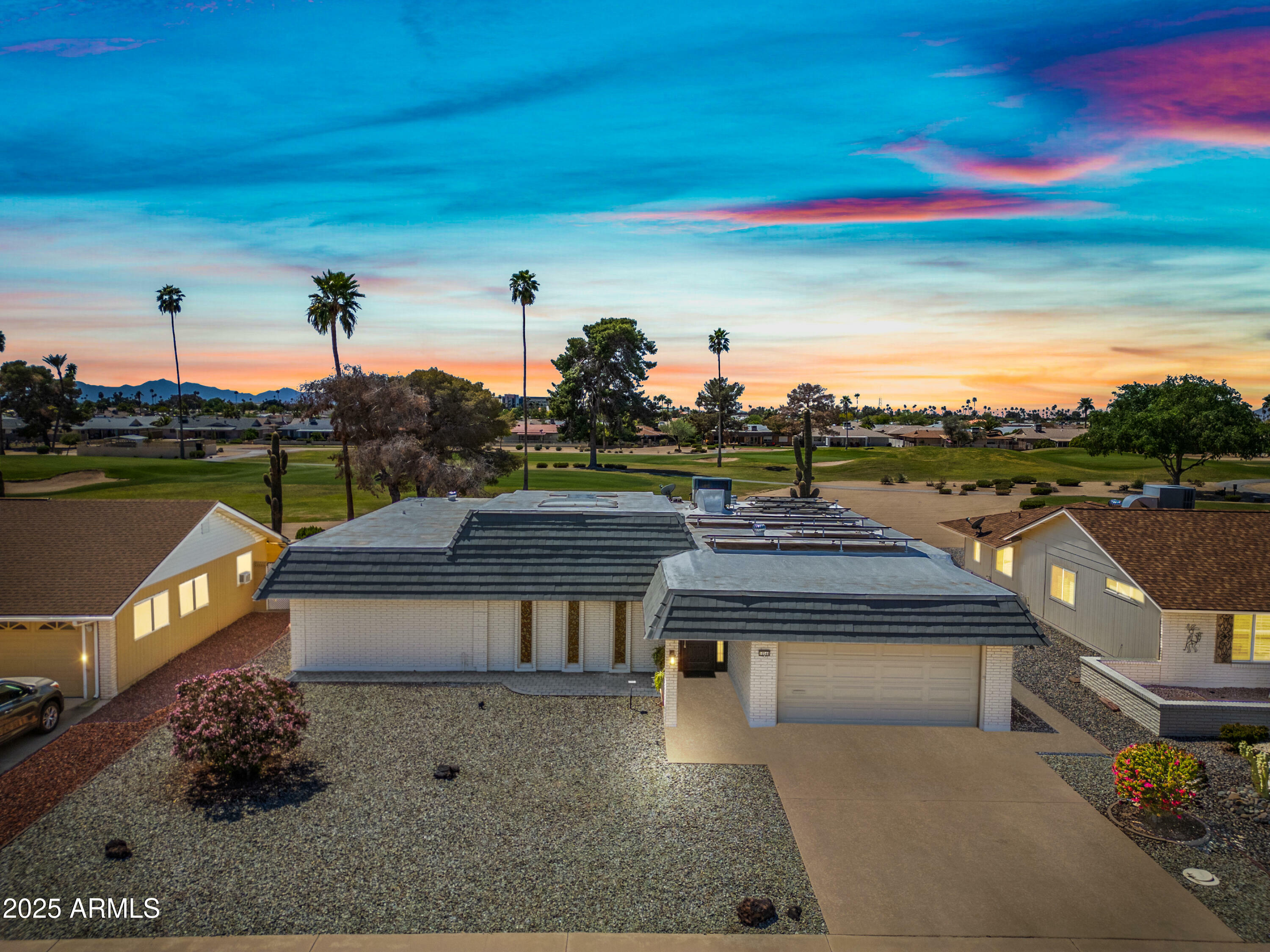 Property Photo: 10544 W Prairie Hills Circle AZ 85351