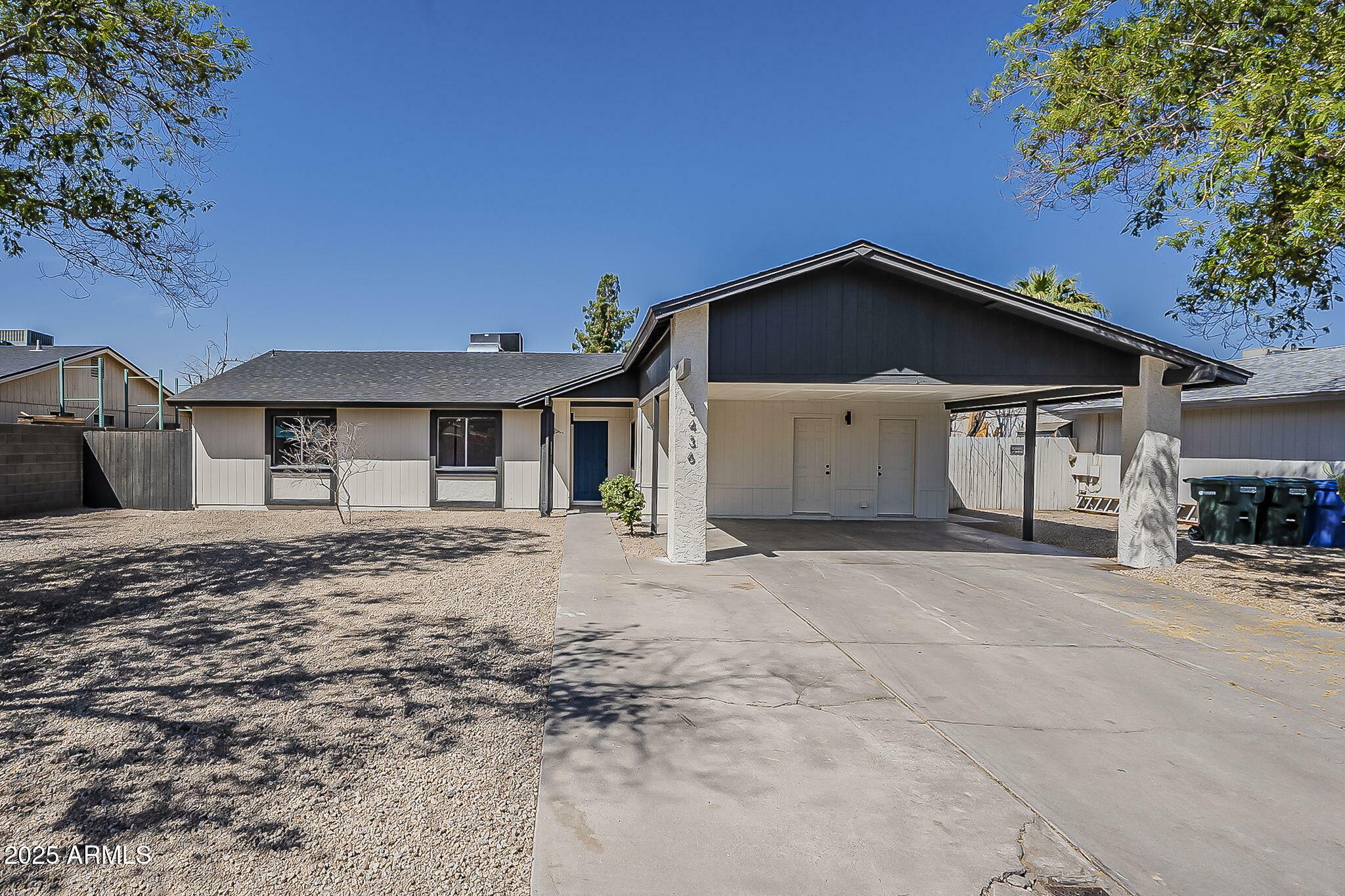 Property Photo: 3436 N 89th Avenue AZ 85037