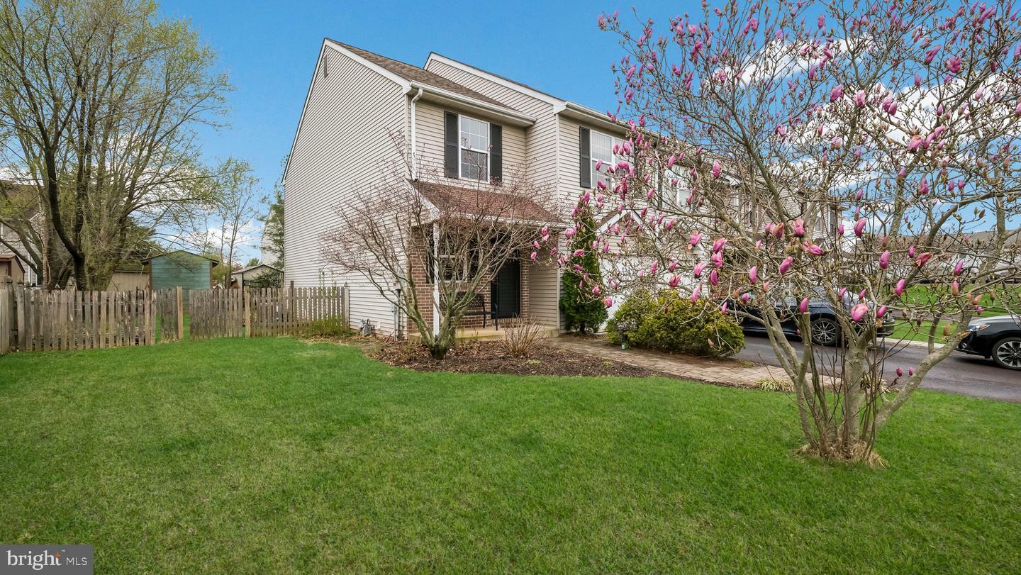 Property Photo: 117 Anjou Court PA 18969