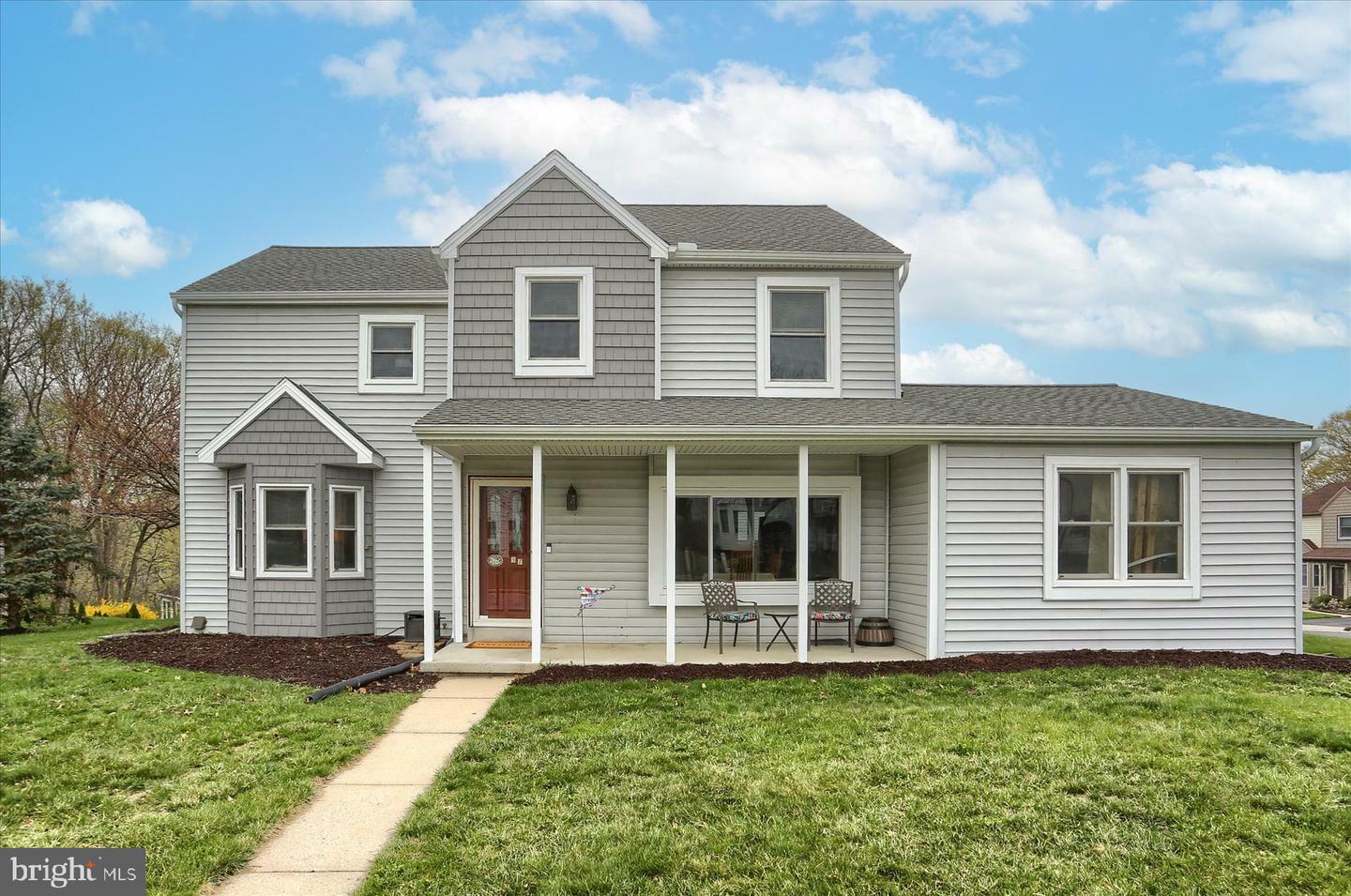 37 Victoria Way  Camp Hill PA 17011 photo