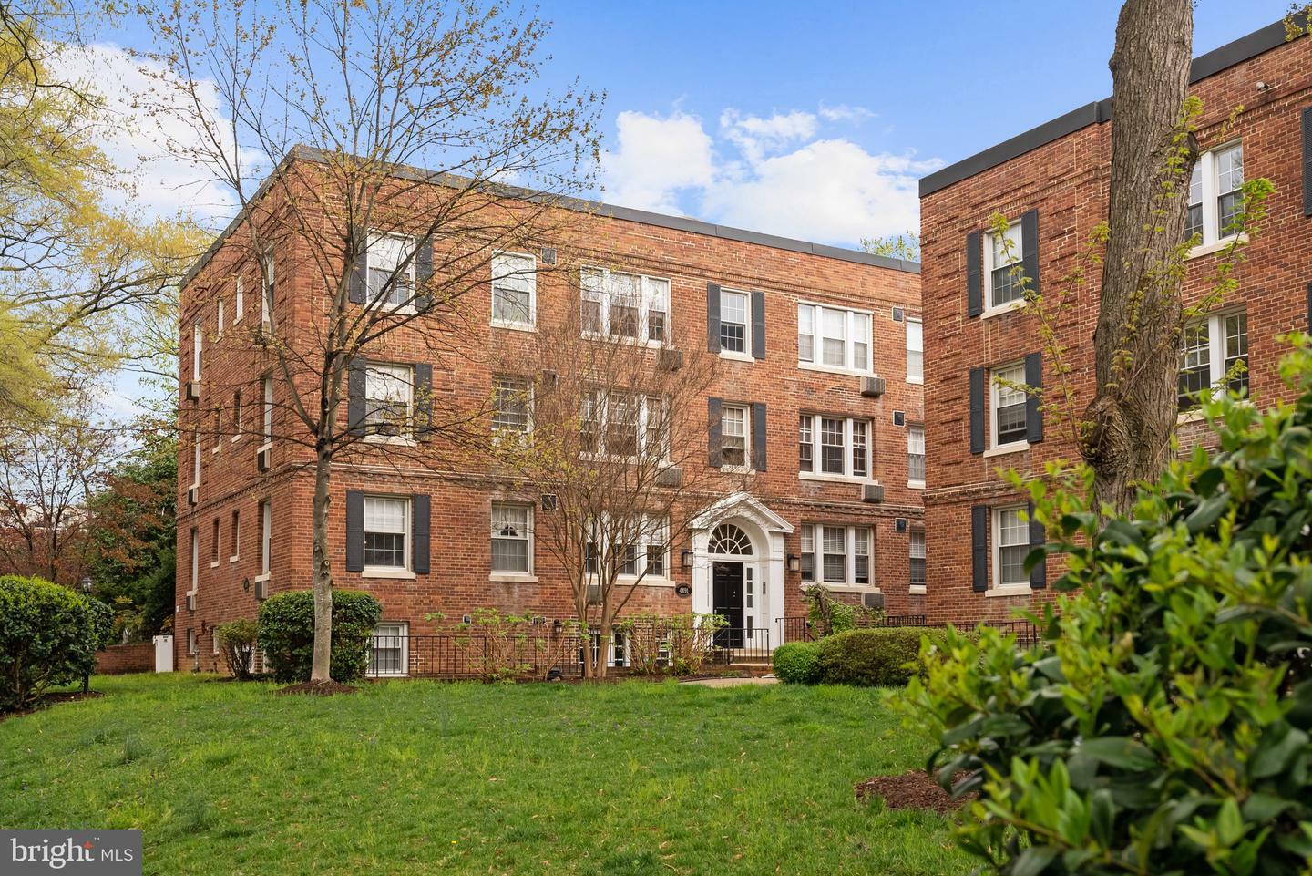 4491 Macarthur Boulevard NW 303  Washington DC 20007 photo