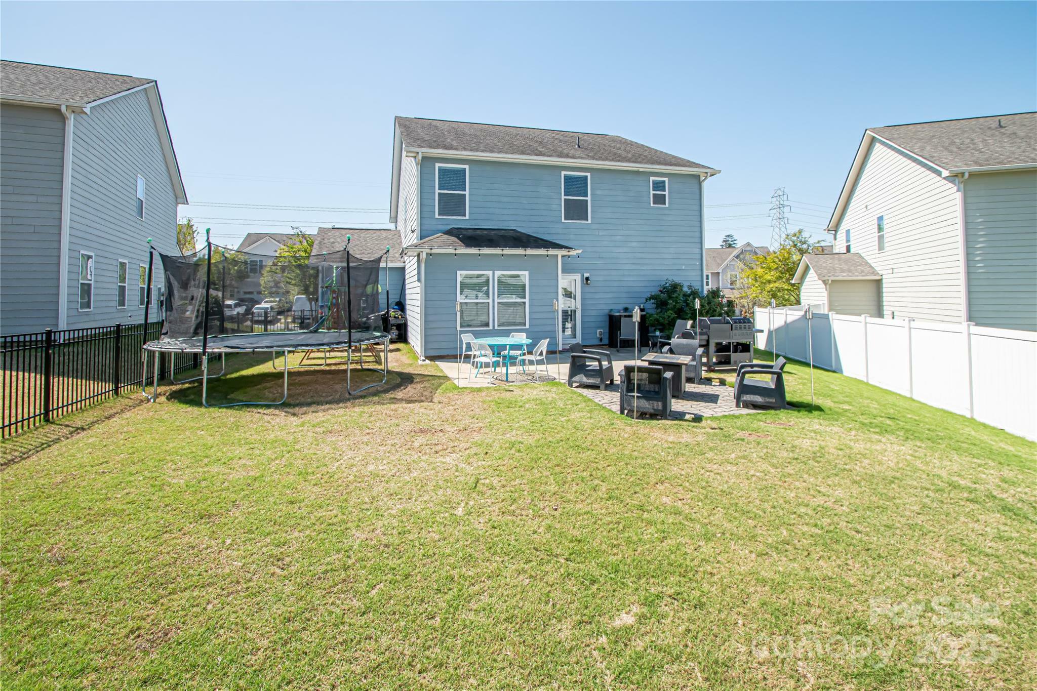 Property Photo: 2207 Atwell Glen Lane NC 28134