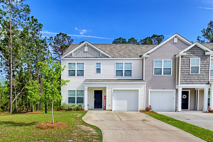 Property Photo:  115 E East Sunrise Lane  SC 29486 