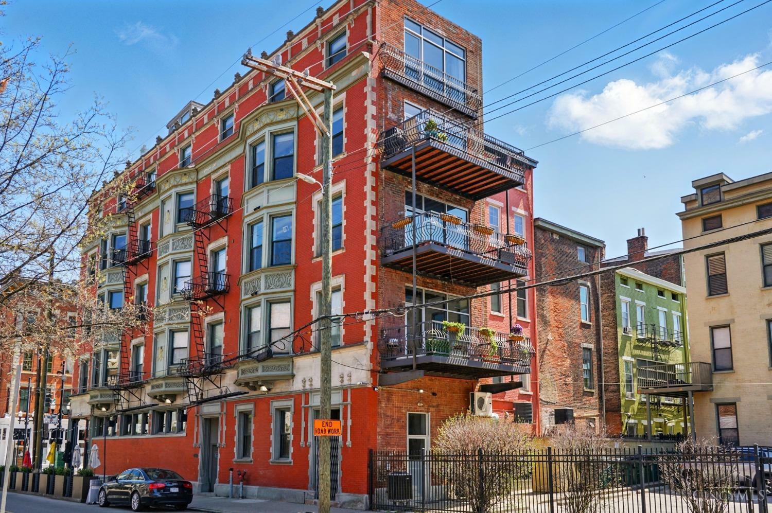 Property Photo: 1237 Vine Street OH 45202