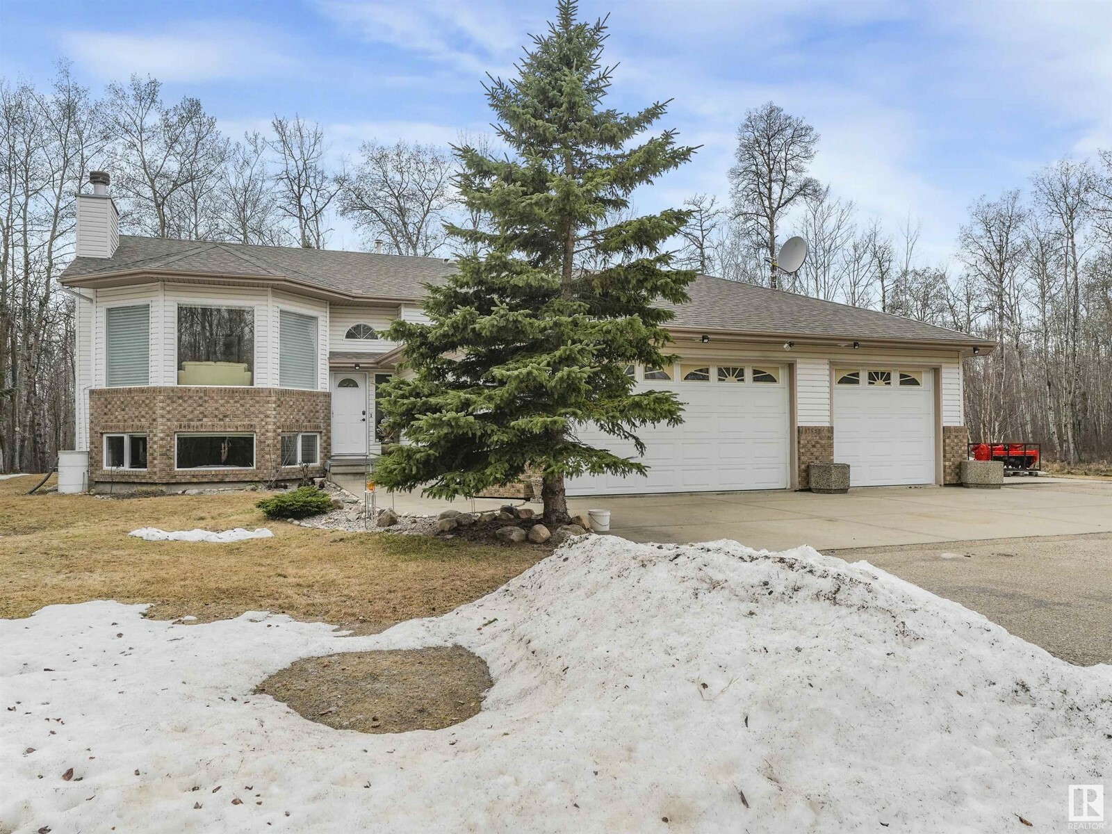 Photo de la propriété: 52420 Rge Road 213 AB T8G 2E7