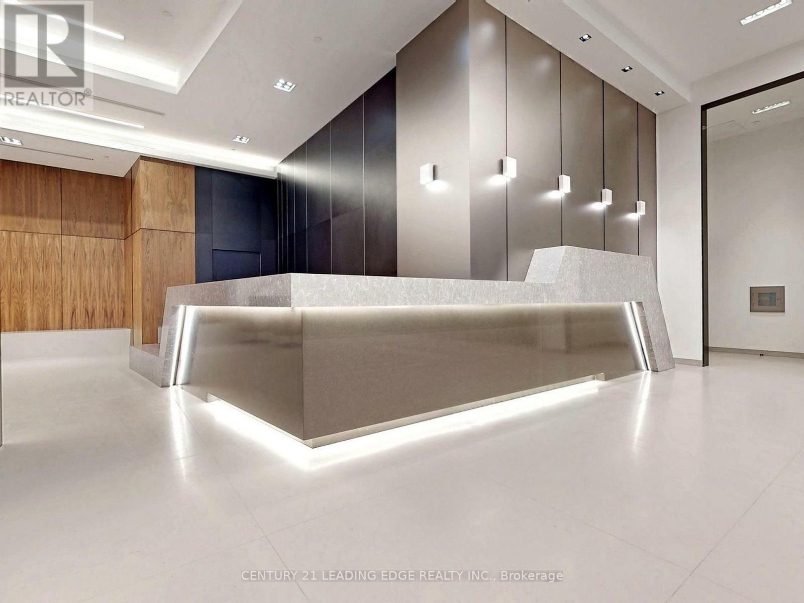 Property Photo: 28 Freeland Street 2207 ON M5E 0E3
