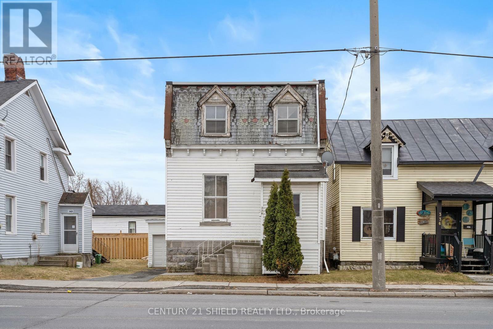 Photo de la propriété: 338 Water Street East ON K6H 1A4