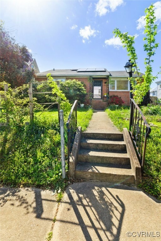 Property Photo: 2108 Lamb Avenue VA 23222