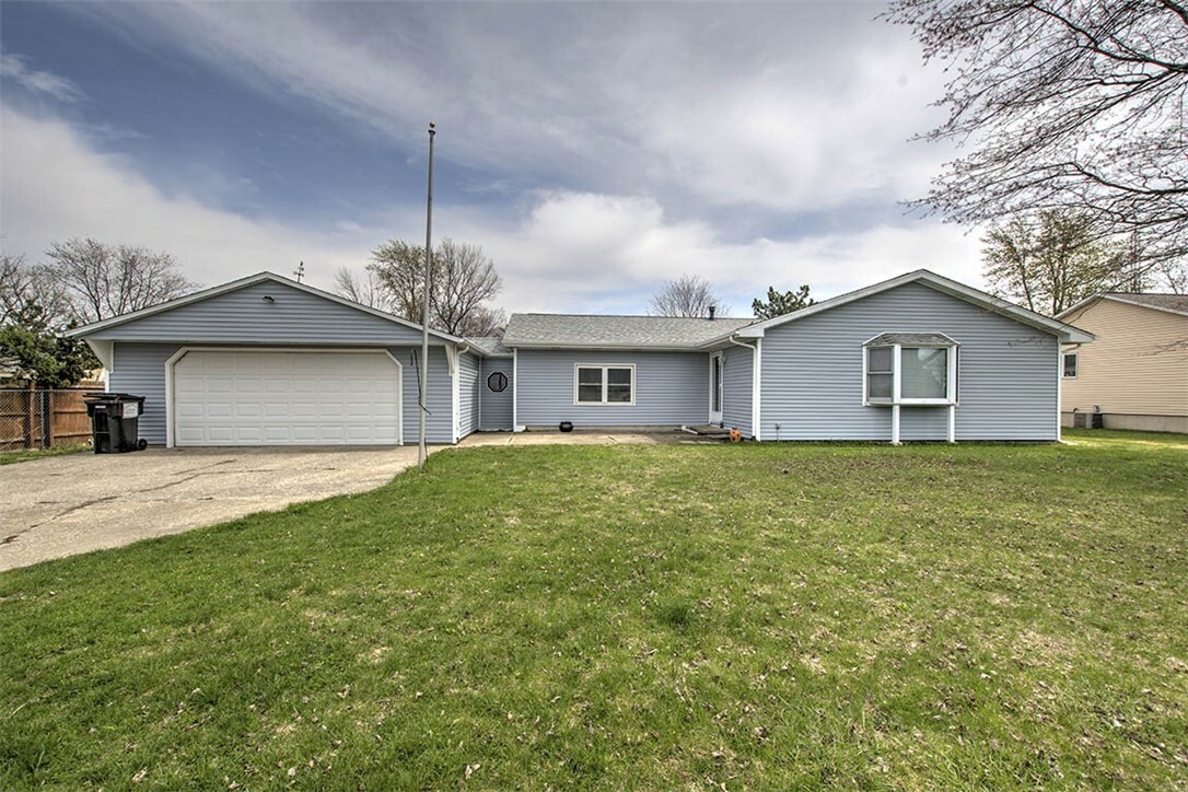 Property Photo: 4560 Needle Road IL 62526