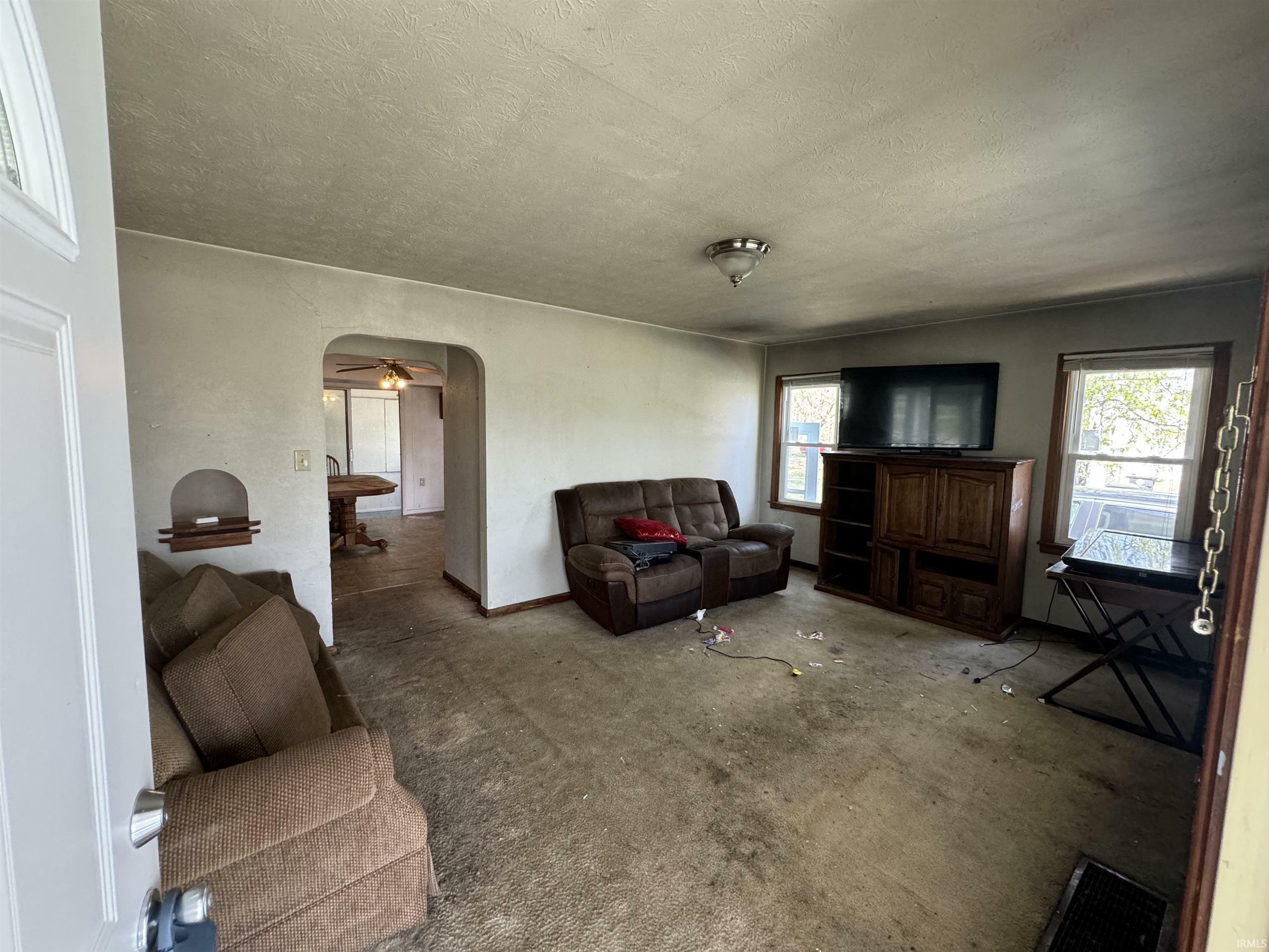 Property Photo: 2500 Colonial Garden Road IN 47715