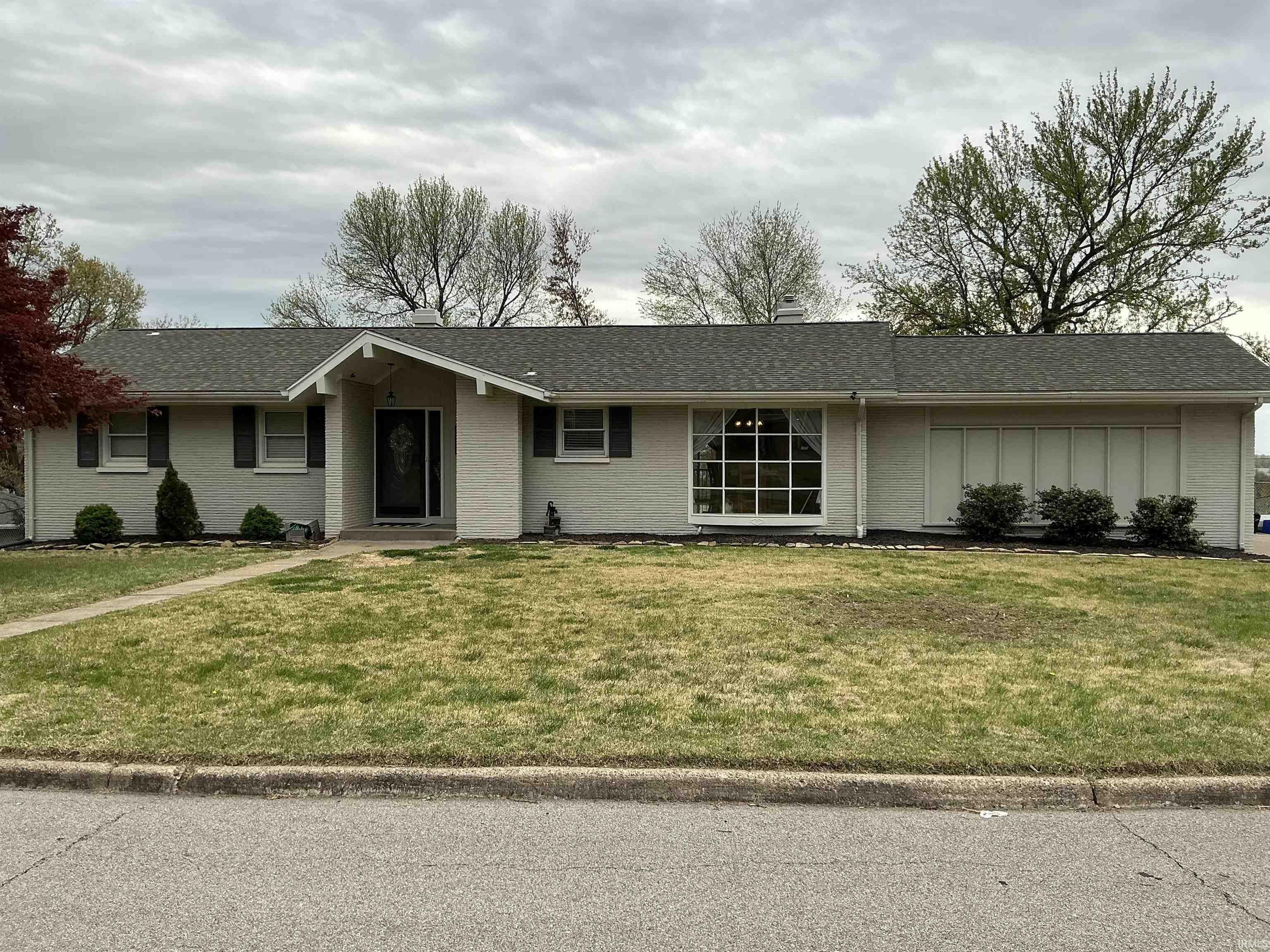 Property Photo: 2233 Swinging Way IN 47711-2033