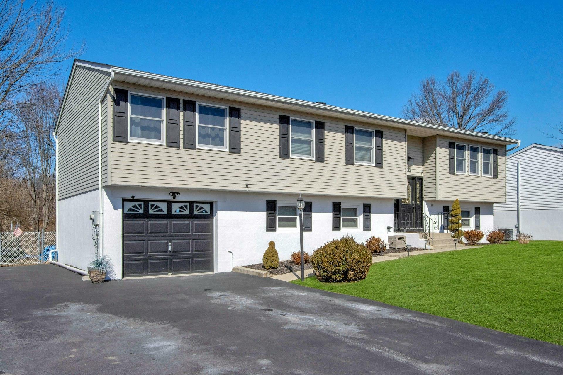 Property Photo: 27 Lincoln Drive NY 10992