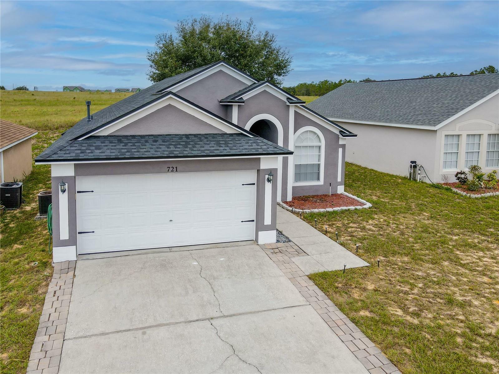 Property Photo: 721 Rollins Drive FL 33837