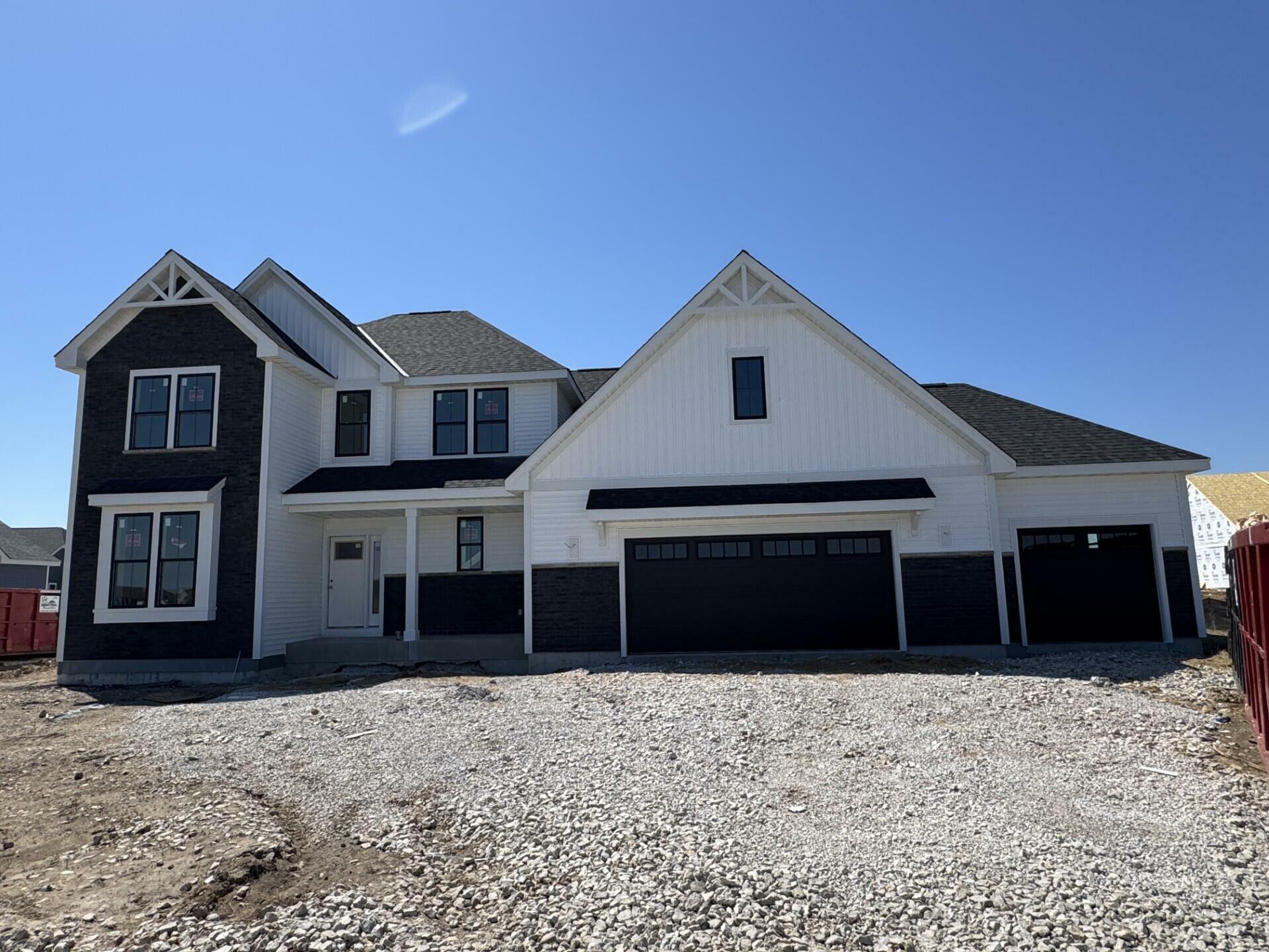 Property Photo: 1704 Whalen Dr WI 53066