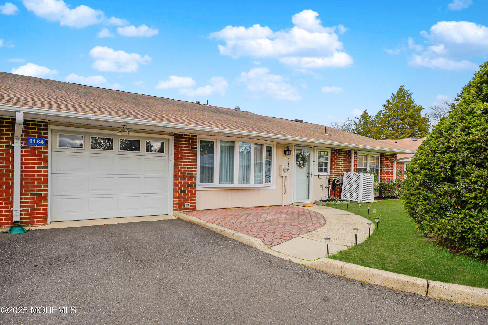 Property Photo:  1184 A Clydebank Court  NJ 08701 