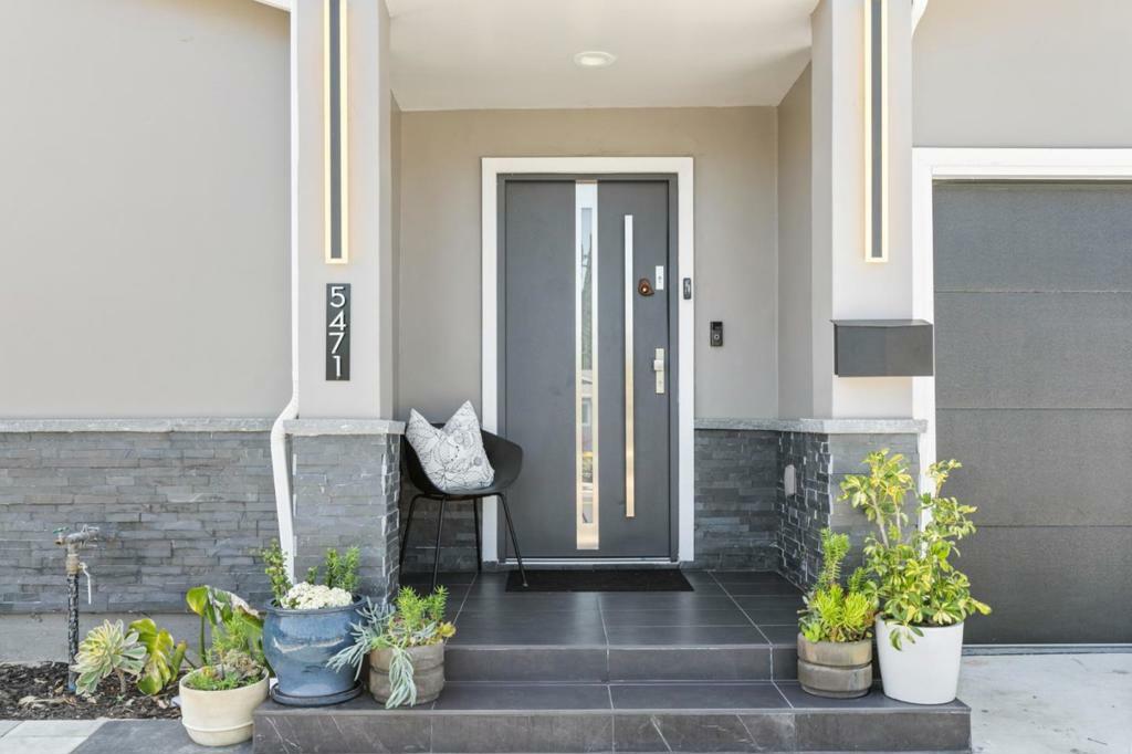 Property Photo: 5471 Dent Avenue CA 95118