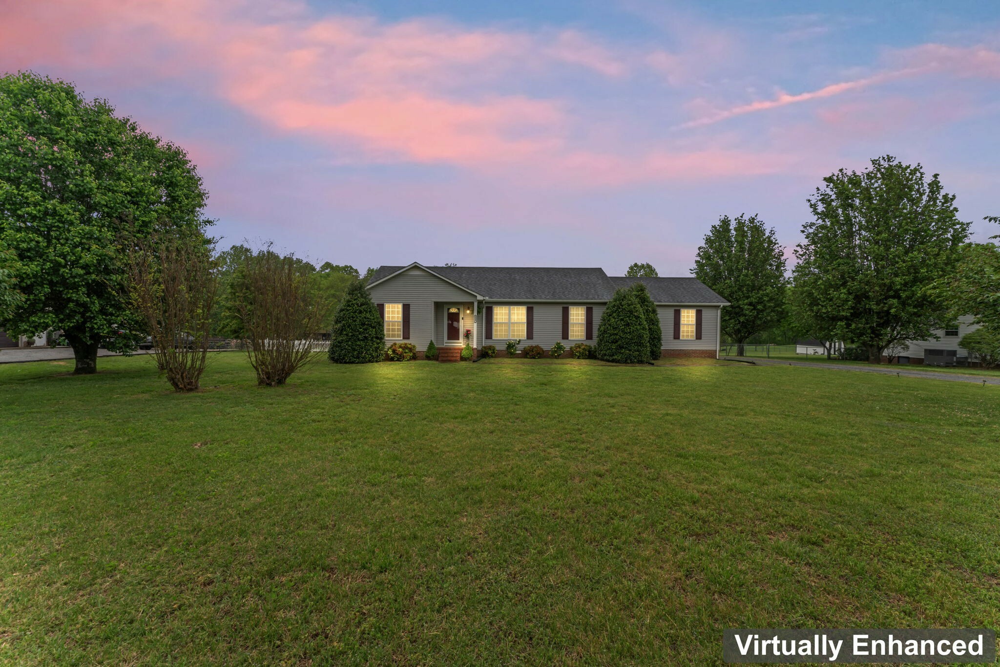 Property Photo: 2214 Sims Rd TN 37160