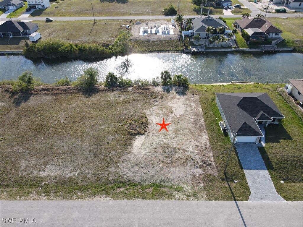 Property Photo:  2124 NW 6th Place  FL 33993 