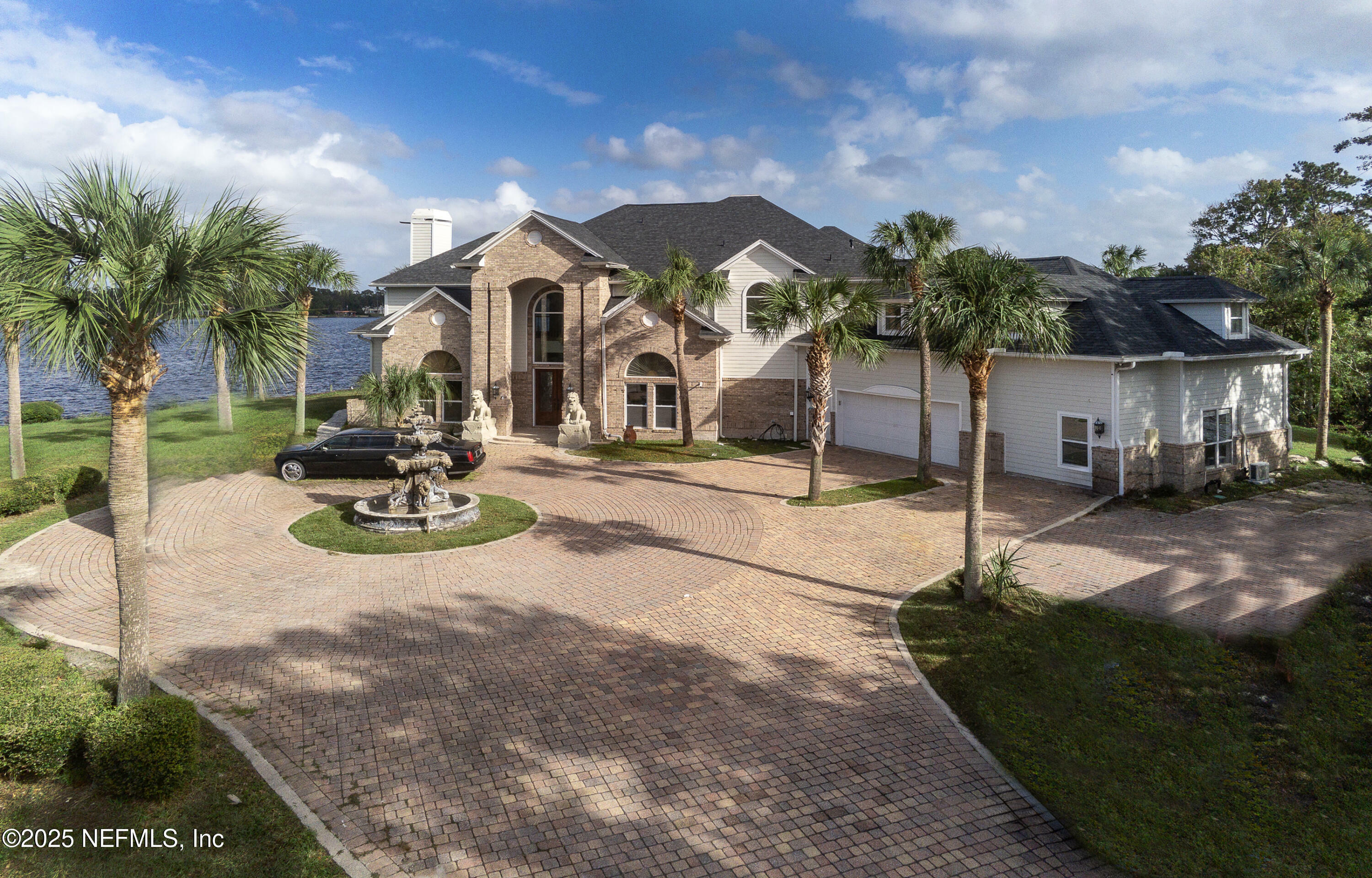 5115 Ortega Farms Boulevard  Jacksonville FL 32210 photo
