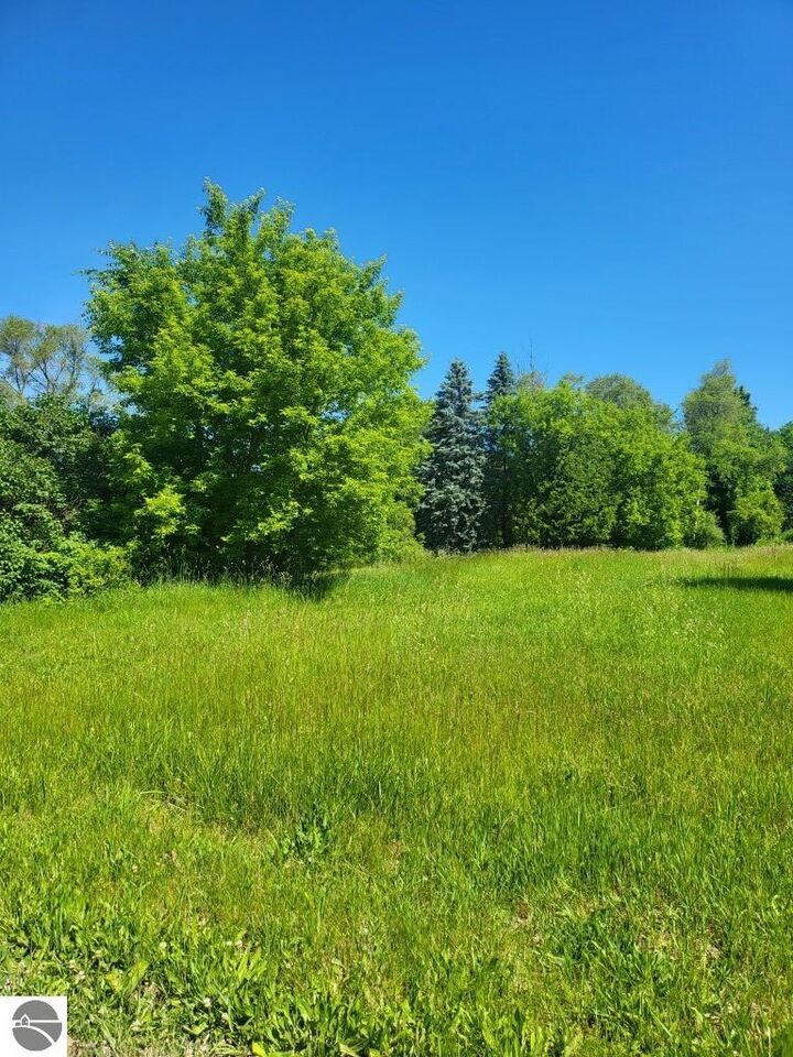 Property Photo: 4957 E Valley Road MI 48858