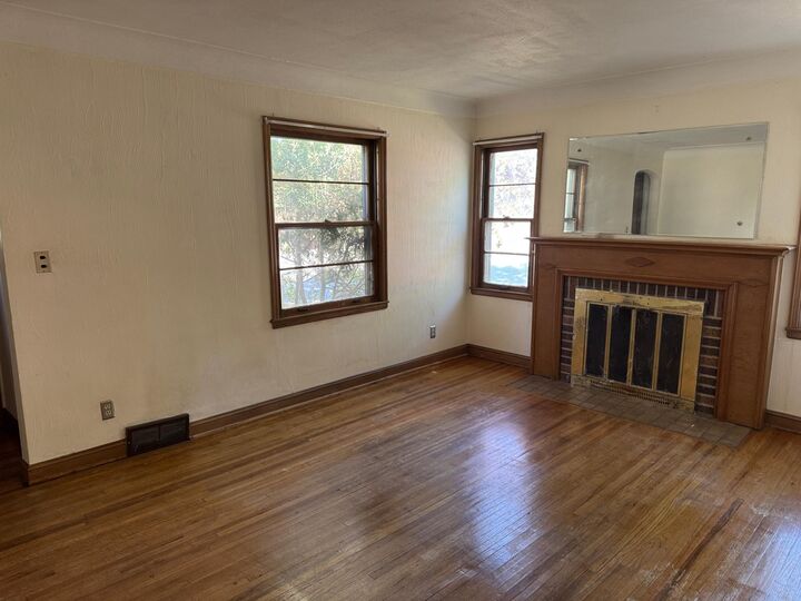 Property Photo:  2016 Como Avenue  MN 55108 