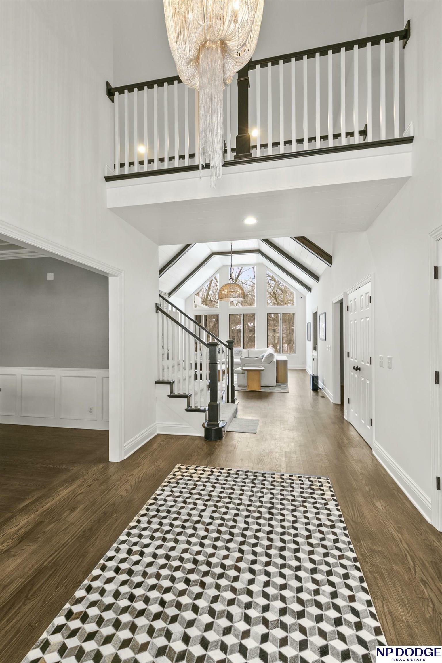 Property Photo: 6026 Country Club Oaks Place NE 68152