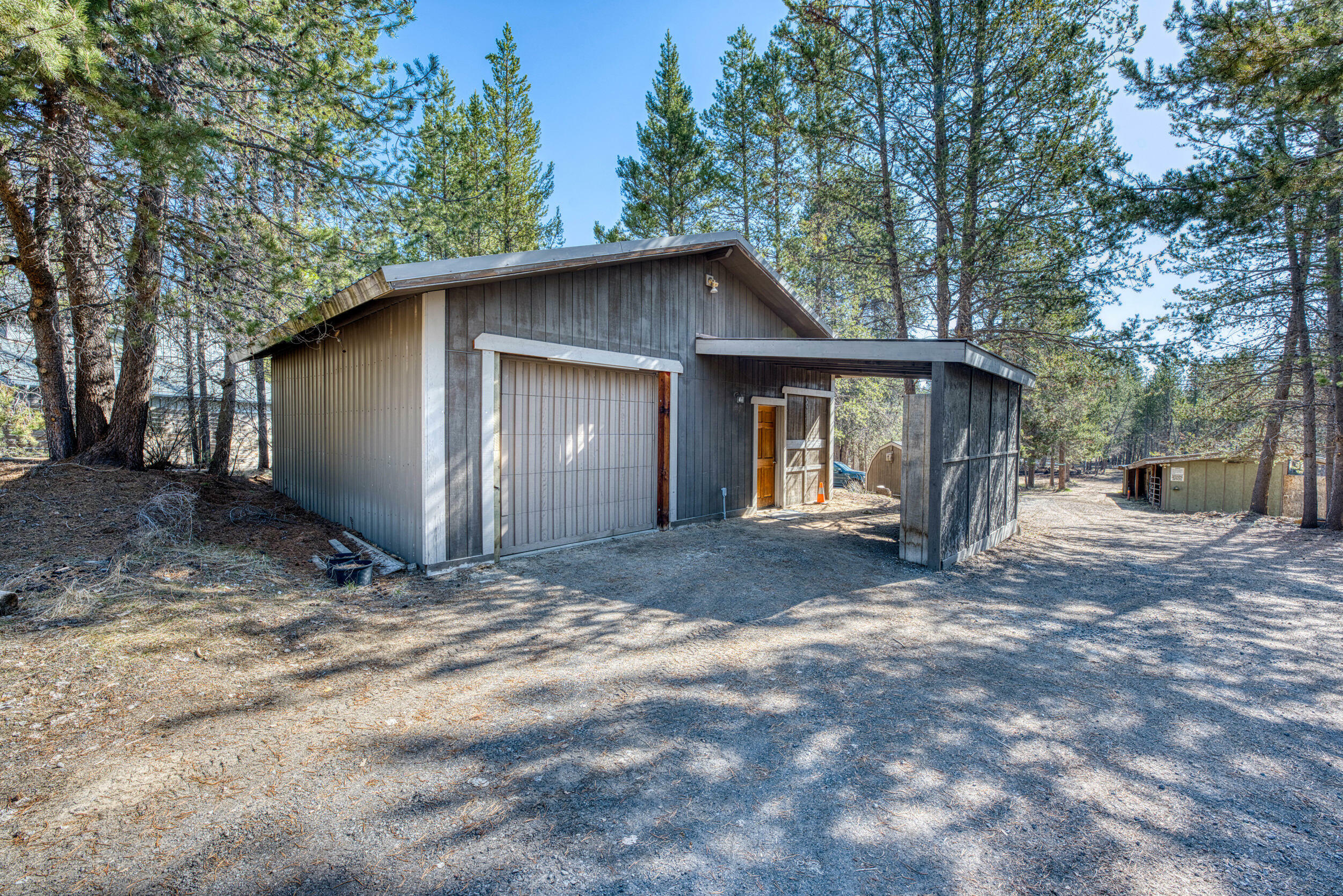 Property Photo: 16506 Sprague Loop OR 97739