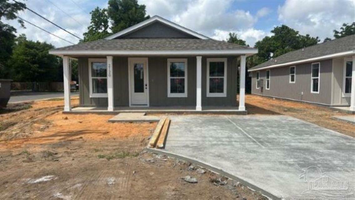 Property Photo: 2120 W Desoto St FL 32505