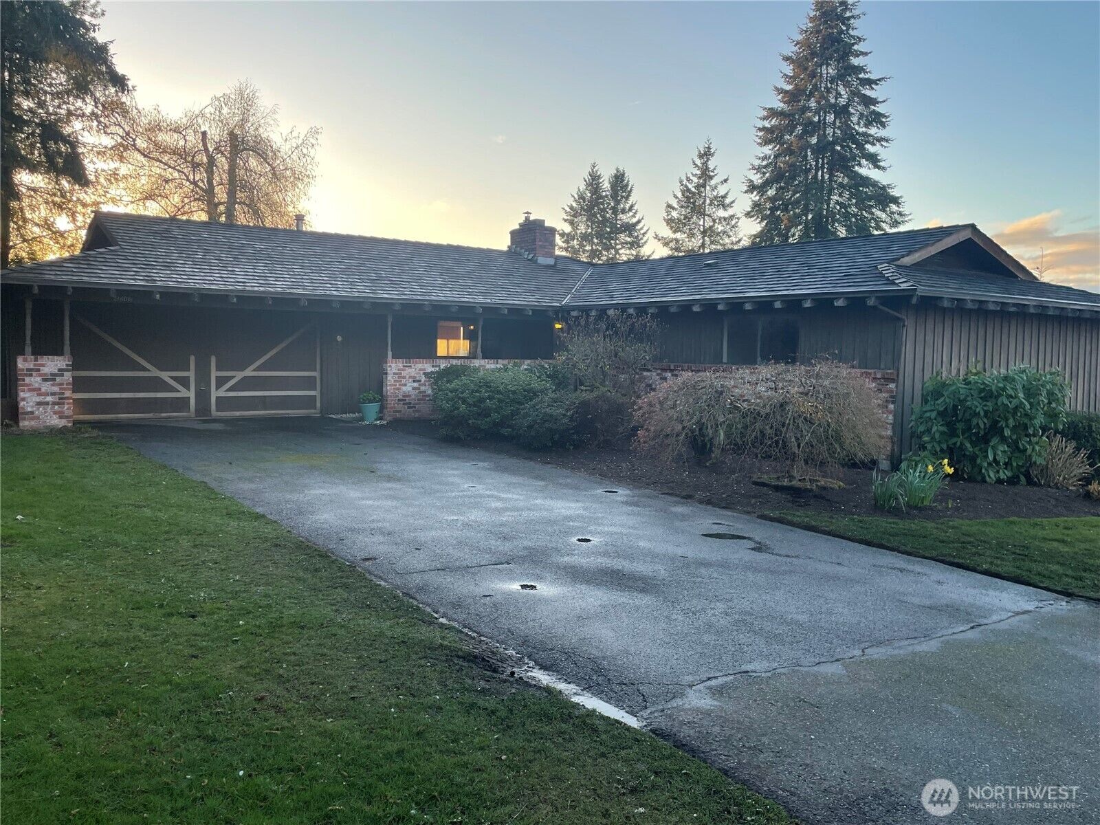 Property Photo:  21408  36th Avenue W  WA 98043 