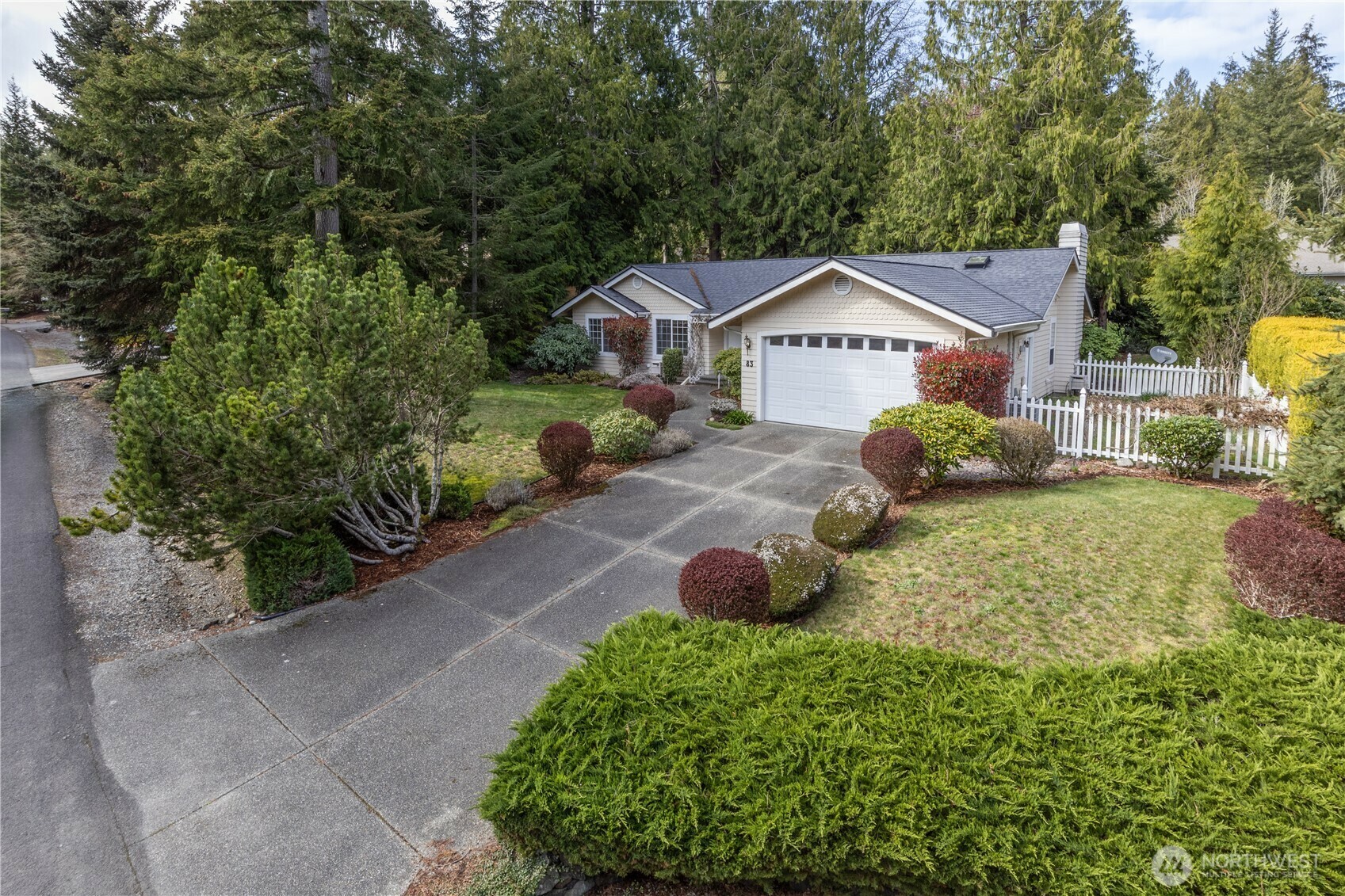 83  Mockingbird Lane  Port Ludlow WA 98365 photo