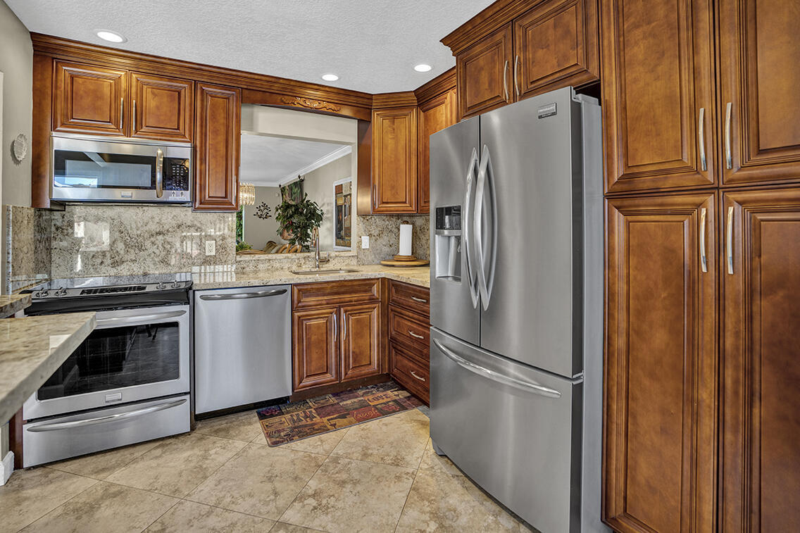 Property Photo: 6722 Moonlit Drive FL 33446