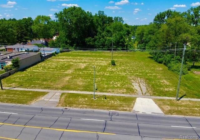Property Photo: 27480 5 Mile Road MI 48154