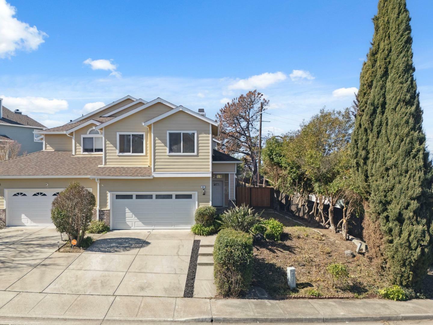 Property Photo: 107 Del Sur Street CA 94591
