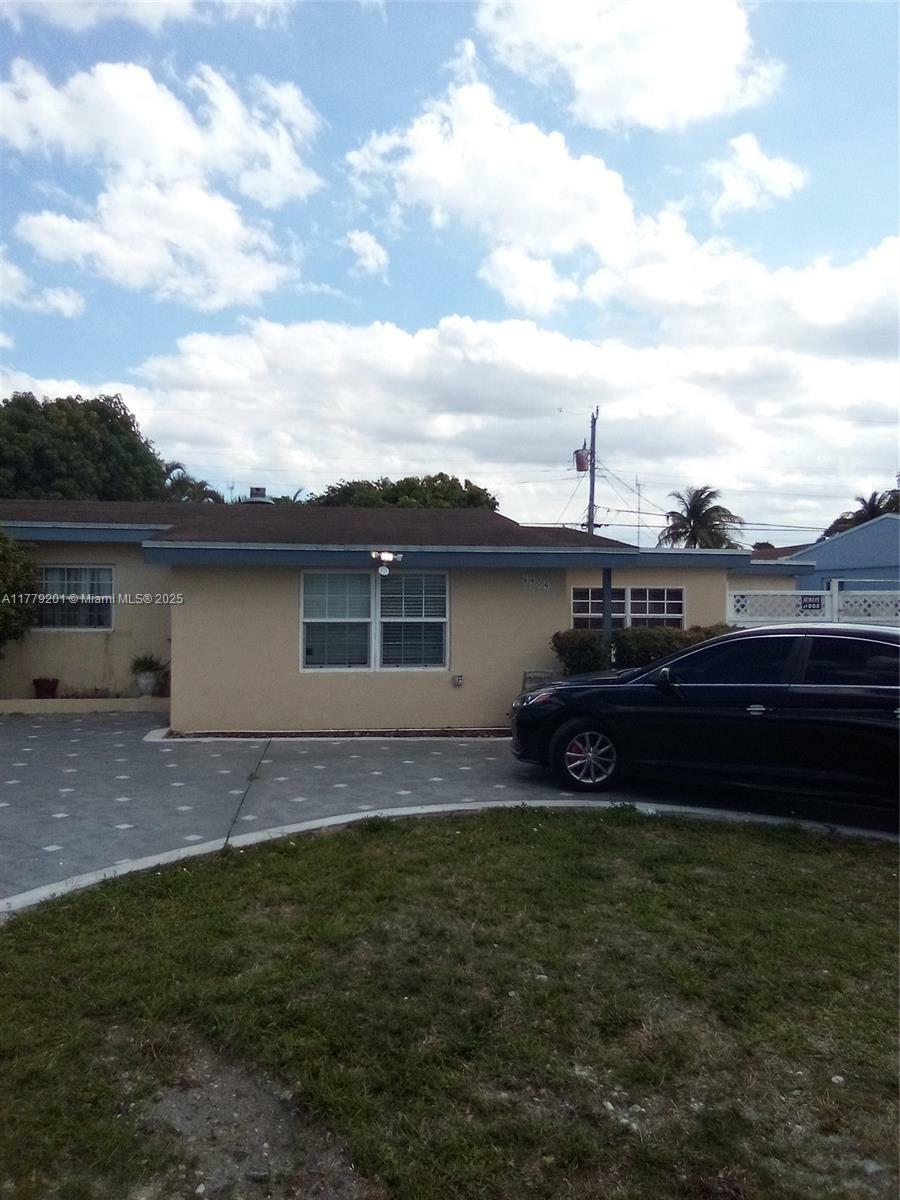 6404 SW 23rd St 2  Miramar FL 33023 photo