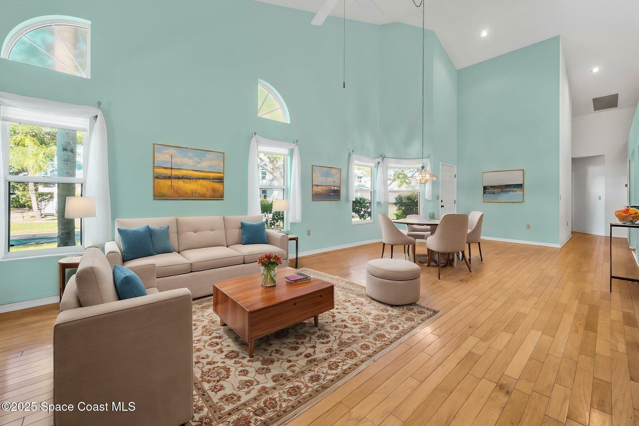 Property Photo: 209 Tradewinds Drive FL 32937