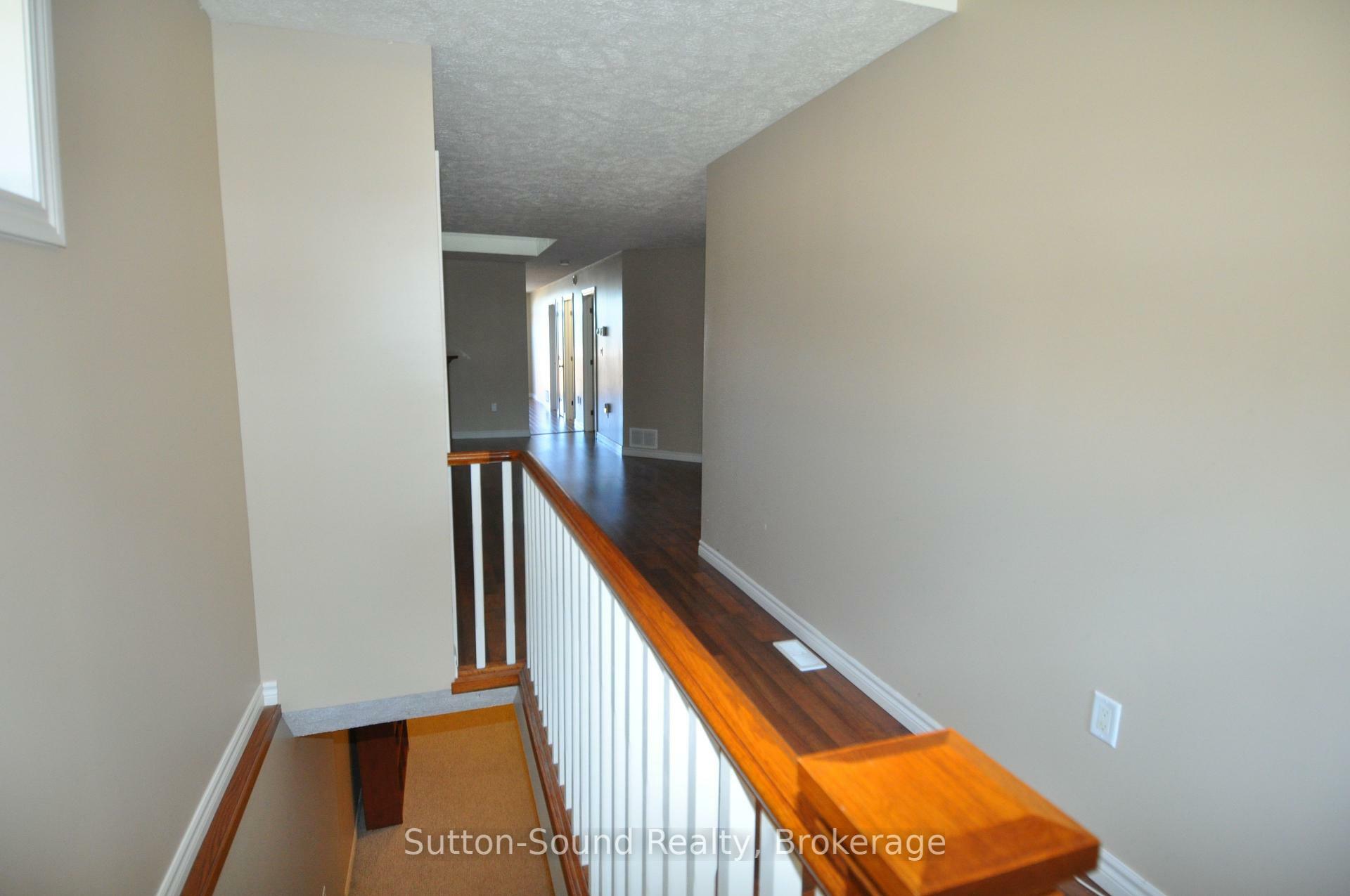Property Photo: 1326 15th St B Street E ON N4K 6N1